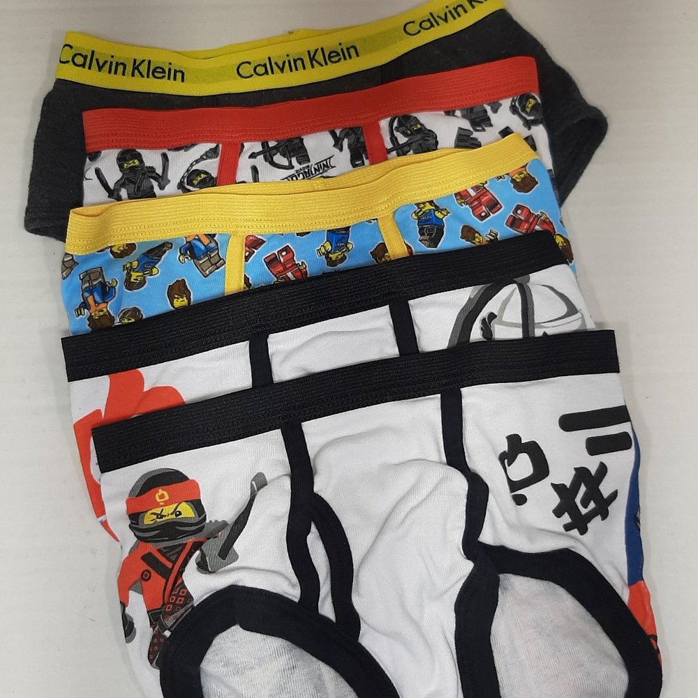 4 NEW LEGO Boy`s Underwear (Size 8）+ 1 NEW Calvin Klein (Size 8/10)